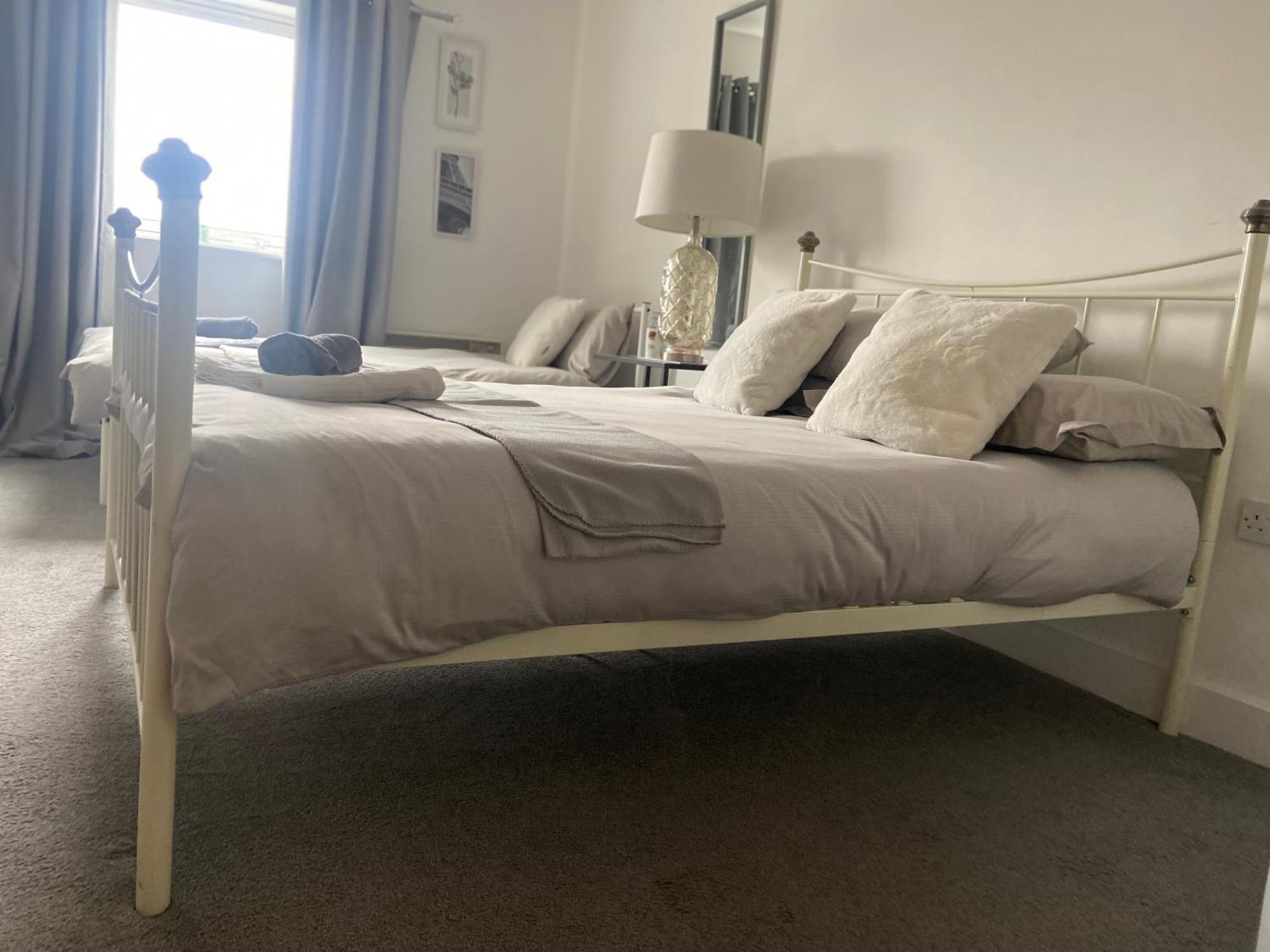 2 Bedroom Near Ocean Village Marina Port Southampton